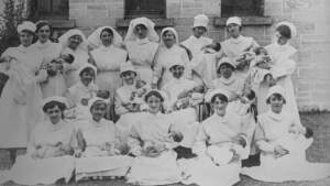 1921 Kemh Midwives And Babies In 1921